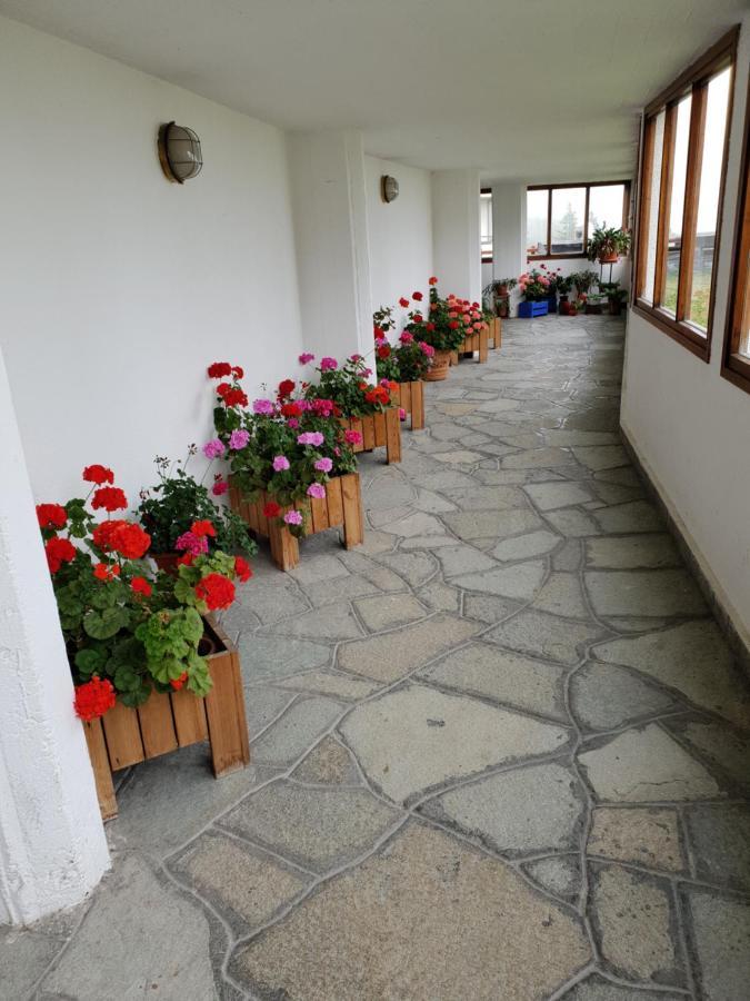 Monolocale Milky Way - Sestriere Apartment Exterior photo